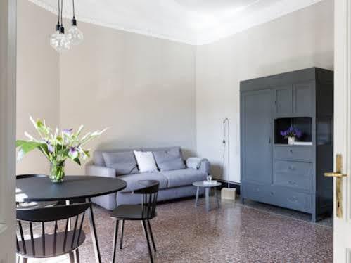 Garibaldi Suites Apartment Рим Экстерьер фото