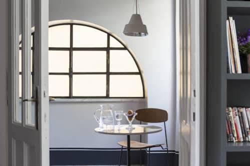 Garibaldi Suites Apartment Рим Экстерьер фото